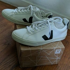 Veja esplar low sneakers